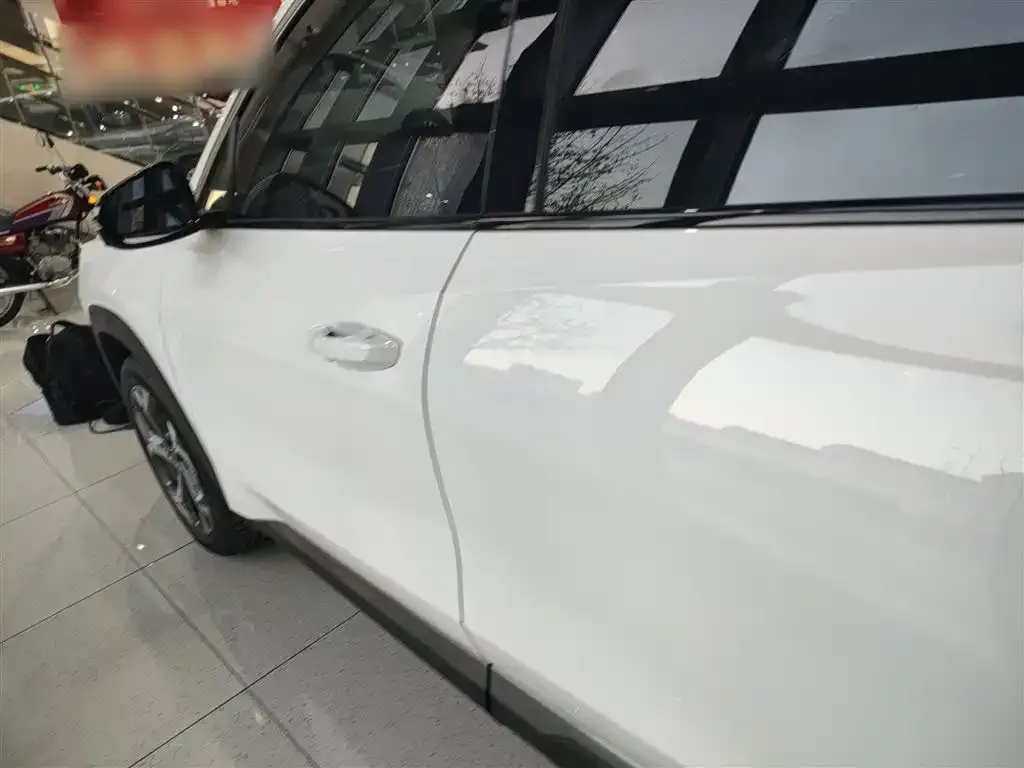 Geely Boyue L 2024 из CN, фото 5