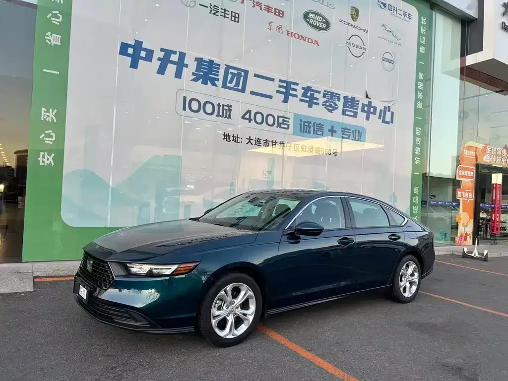 Honda Accord — фото 1