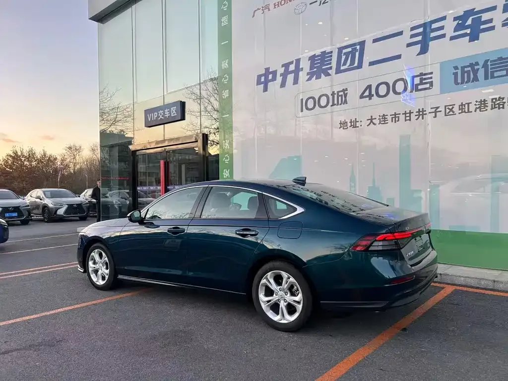 Honda Accord — фото 3