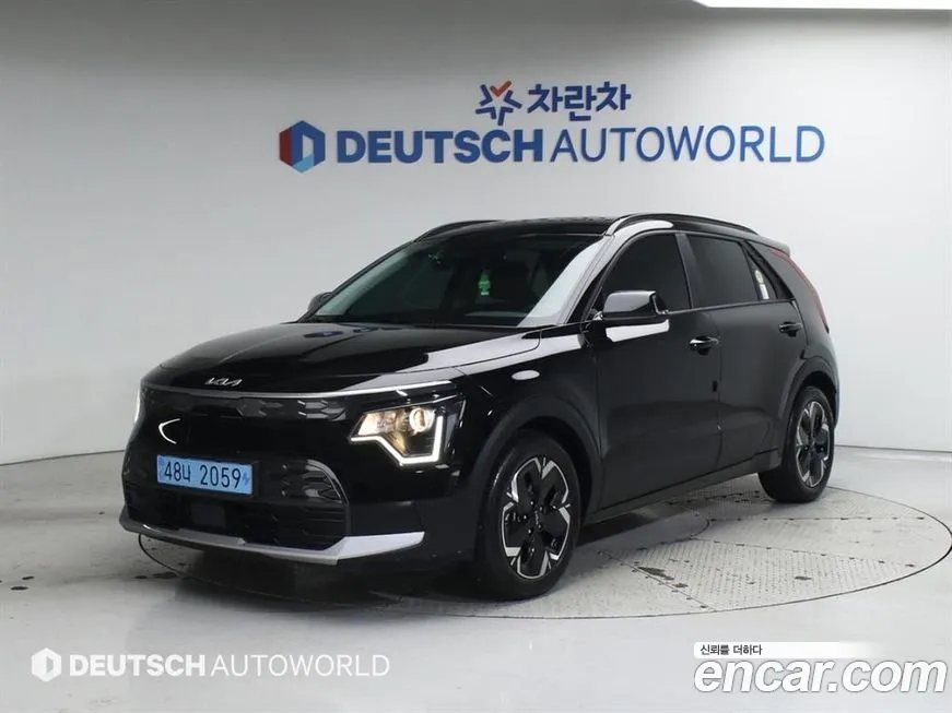 Kia Niro — фото 1