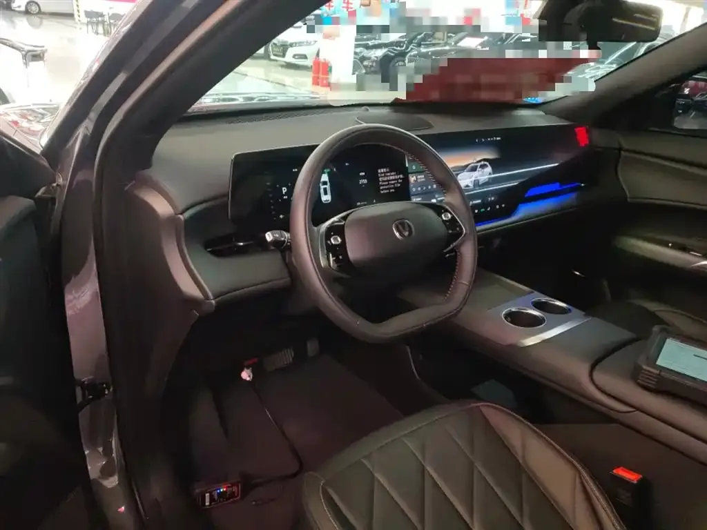 Changan CS75PLUS — фото 10