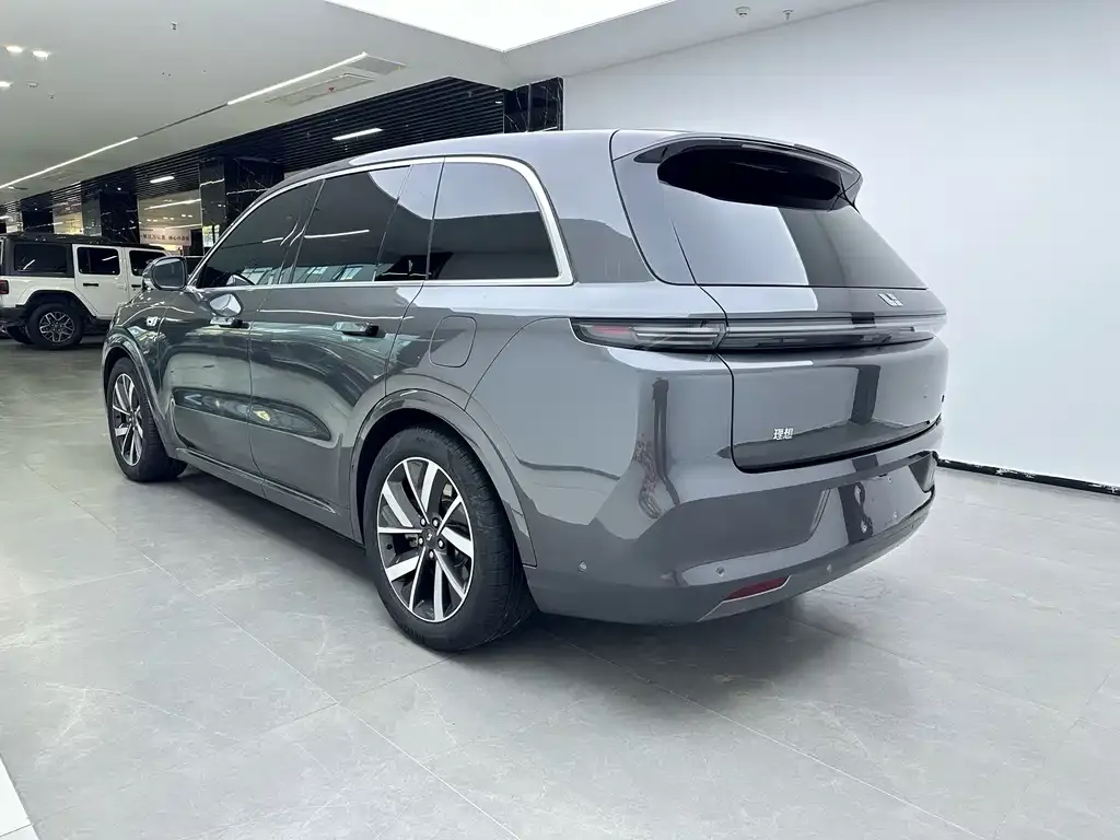 Li Auto L8 2023 из CN, фото 6