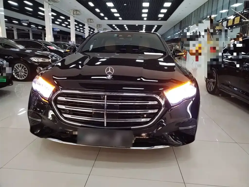 Mercedes-Benz E-Class 2024 из CN, фото 3