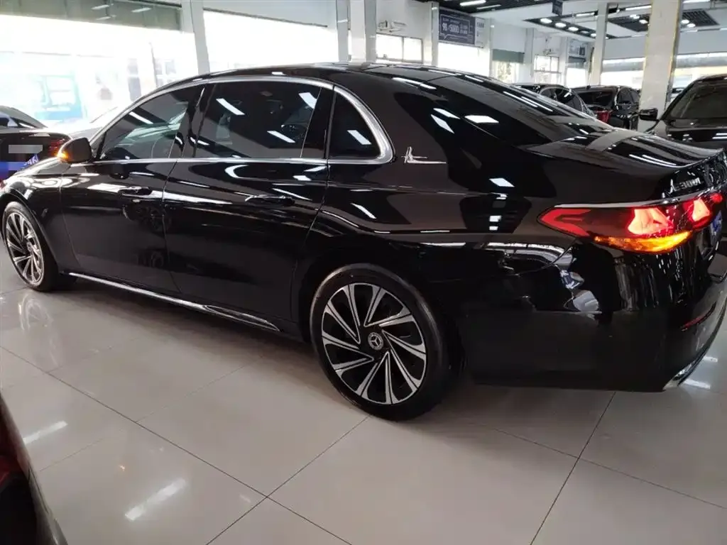 Mercedes-Benz E-Class 2024 из CN, фото 5