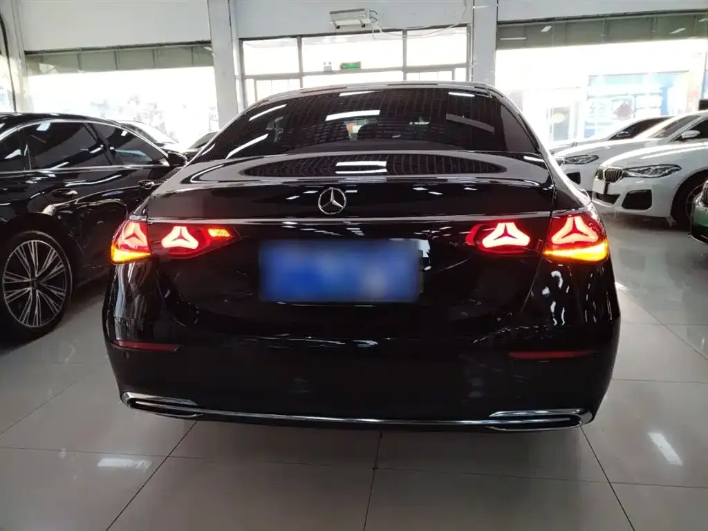 Mercedes-Benz E-Class 2024 из CN, фото 6