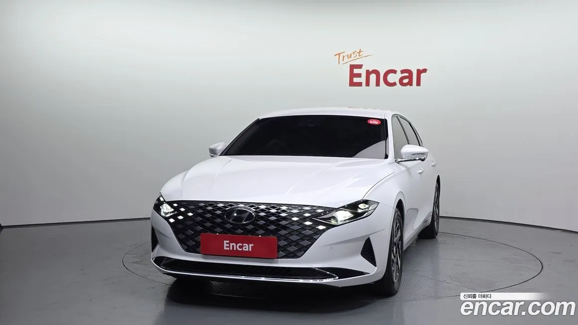 Hyundai Grandeur 2022 из KR, фото 3