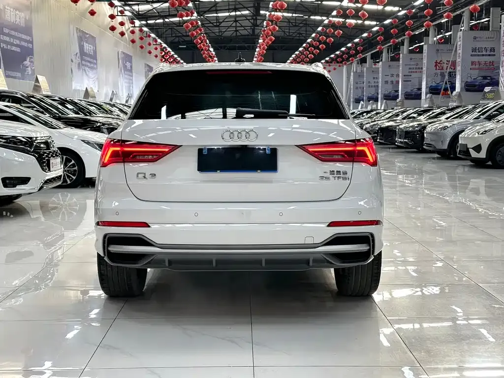 Audi Q3 — фото 5