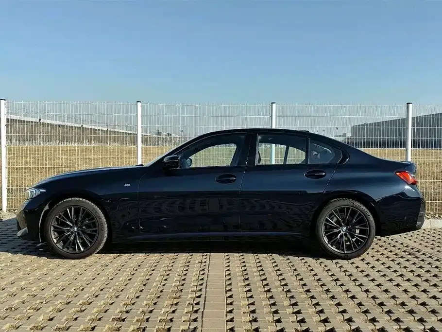 BMW 3 Series 2025 из CN, фото 3