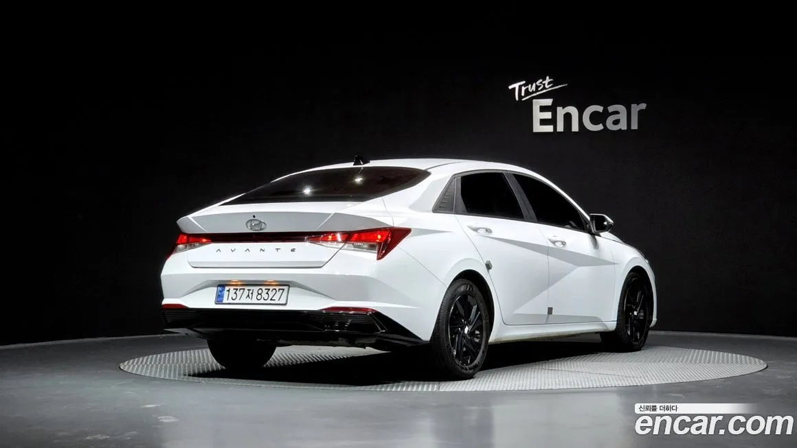 Hyundai AVANTE — фото 2