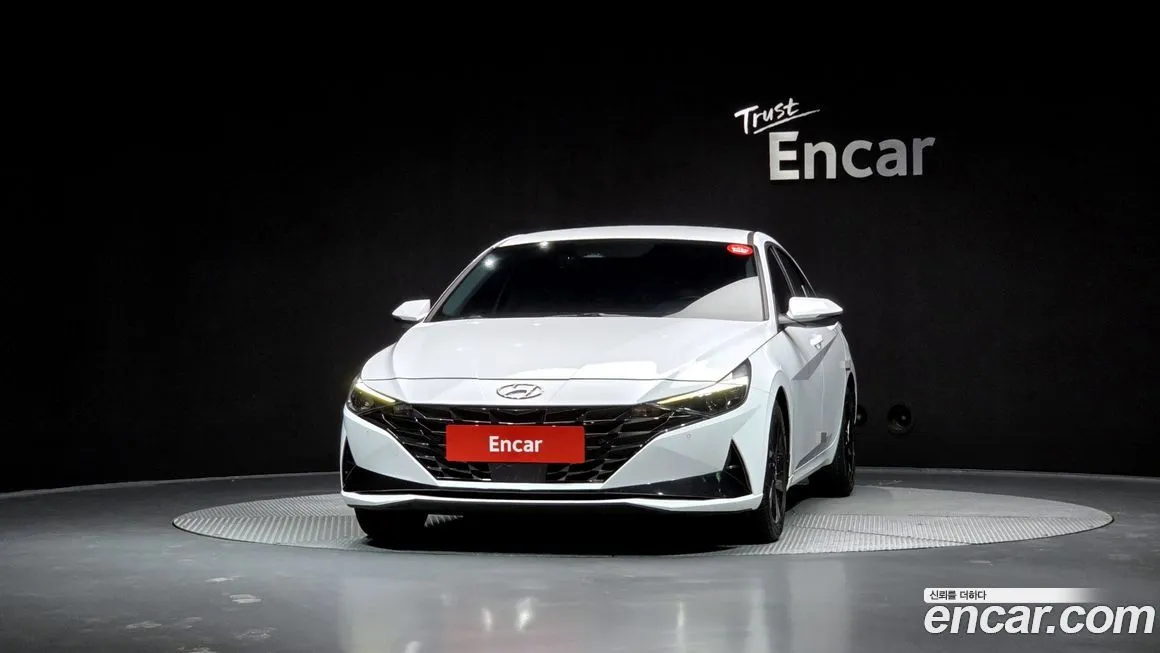 Hyundai AVANTE — фото 3