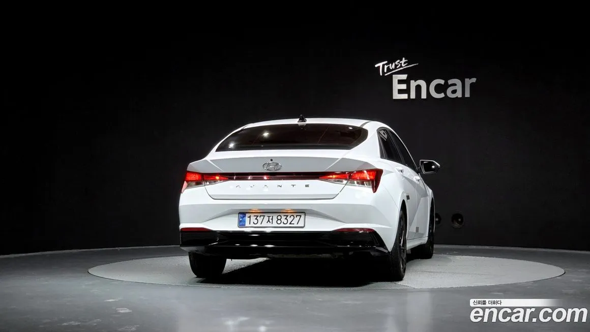 Hyundai AVANTE — фото 4