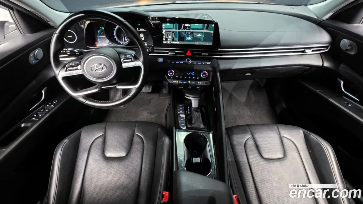 Hyundai AVANTE — фото 7