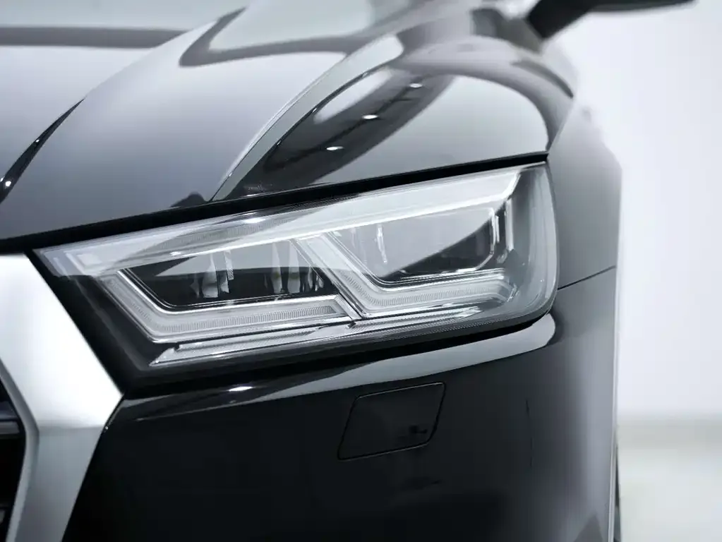 Audi Q5L 2021 из CN, фото 8