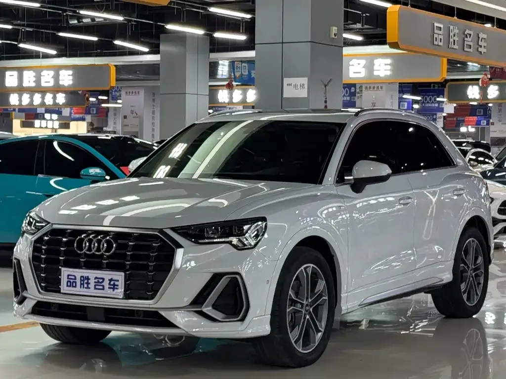 Audi Q3 2021 из CN, фото 1