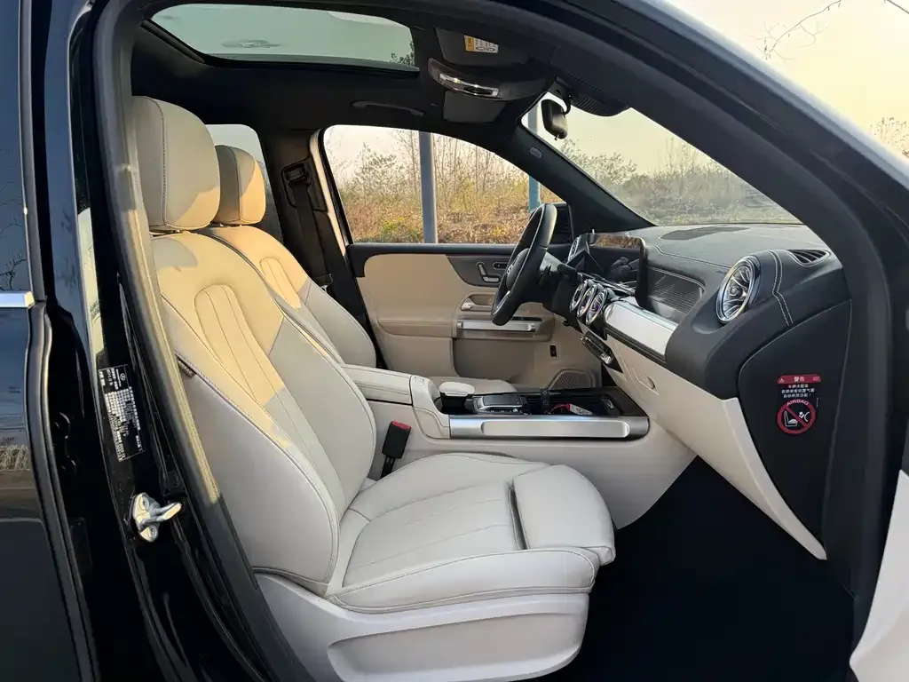 Mercedes-Benz EQB 2023 из CN, фото 10