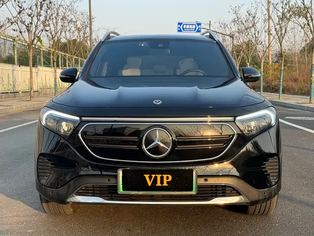 Mercedes-Benz EQB 2023 из CN, фото 2