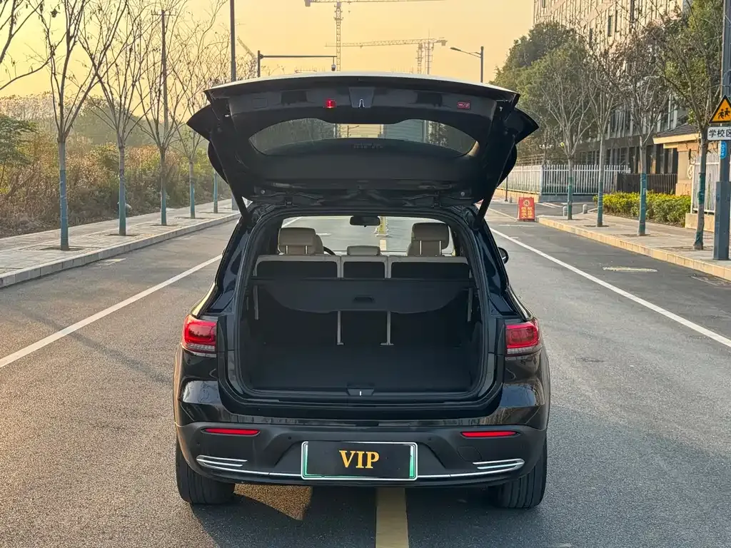 Mercedes-Benz EQB 2023 из CN, фото 8