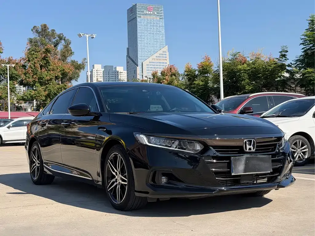 Honda Accord — фото 3