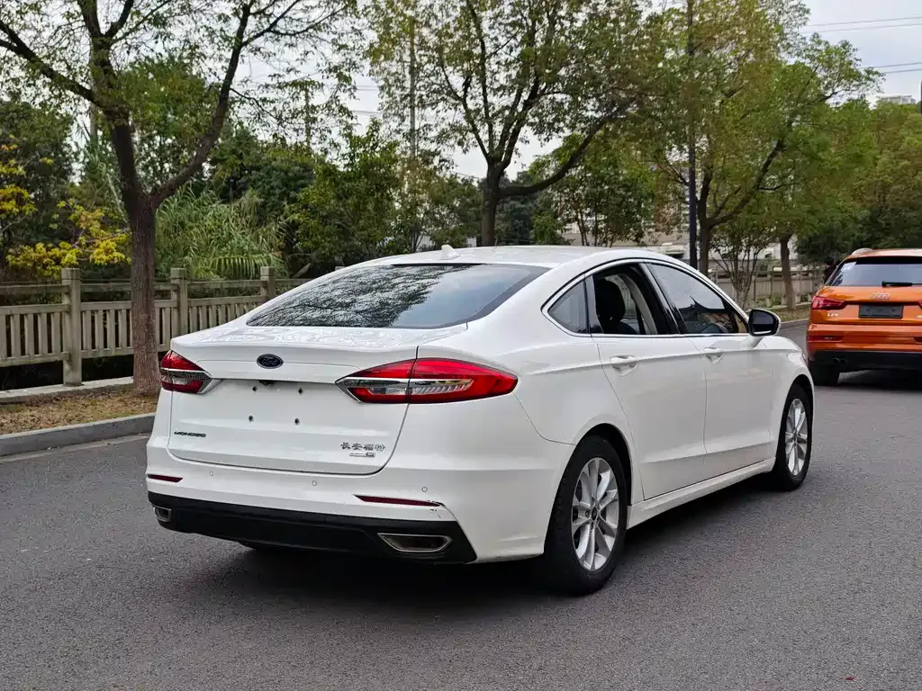 Ford Mondeo 2021 из CN, фото 9