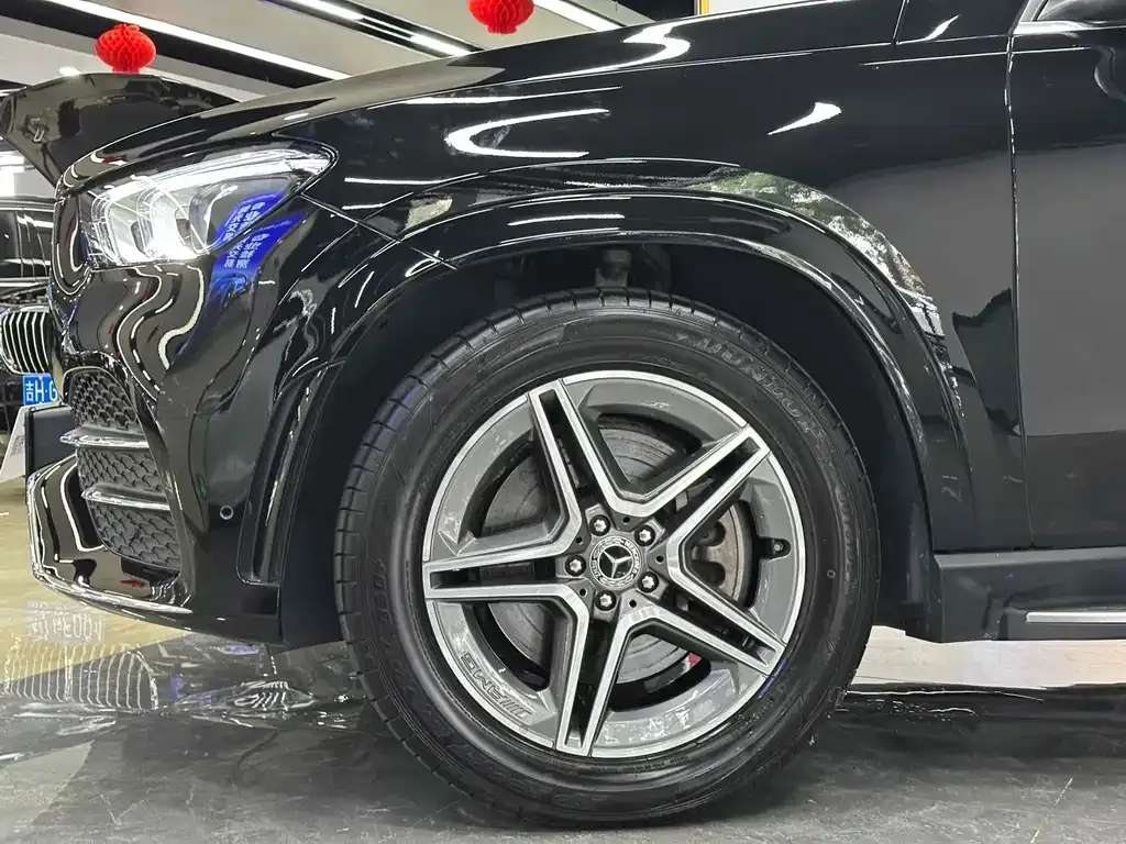 Mercedes-Benz GLE — фото 6