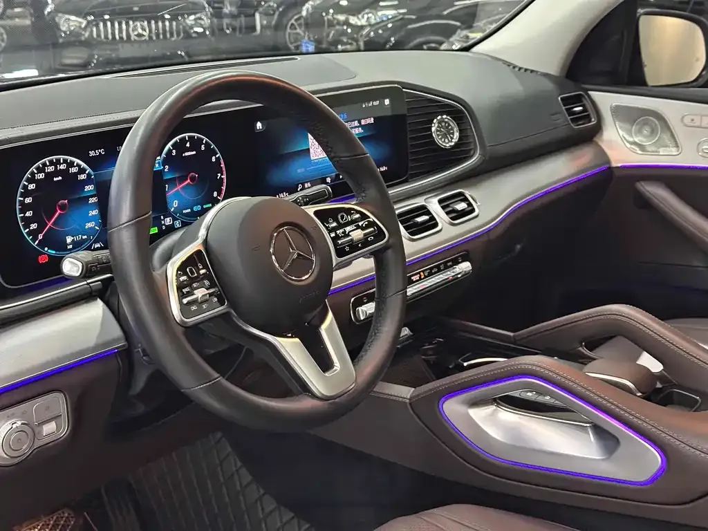 Mercedes-Benz GLE — фото 8