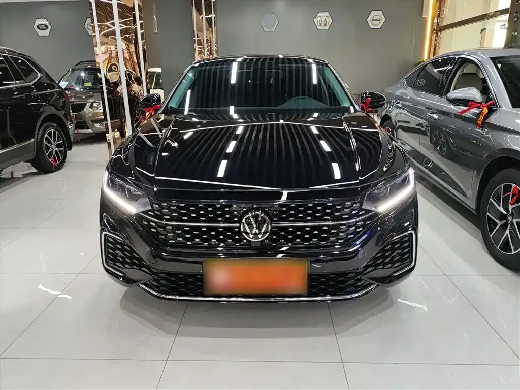 Volkswagen Passat — фото 3