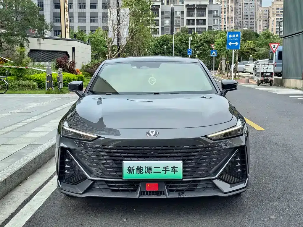 Changan UNI-V iDD 2023 из CN, фото 2