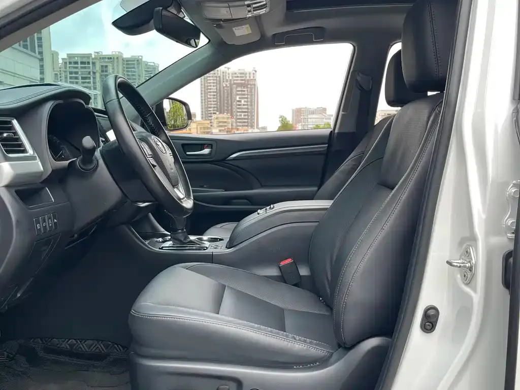 [object Object] Highlander 2022 из CN, фото 9