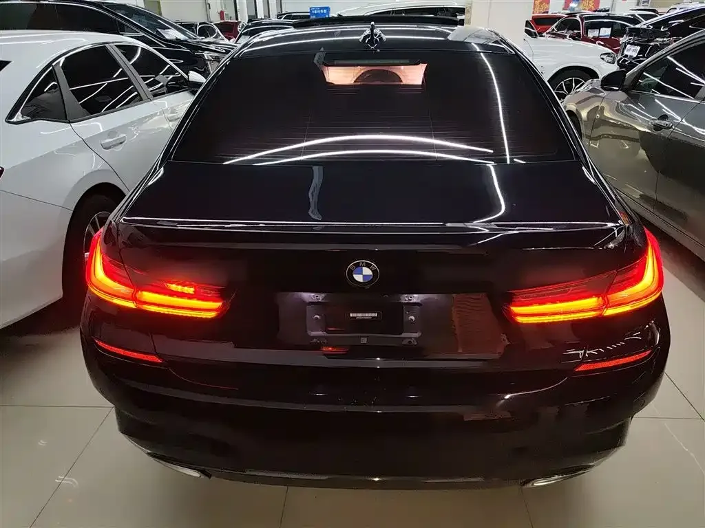 BMW 3 Series 2021 из CN, фото 6