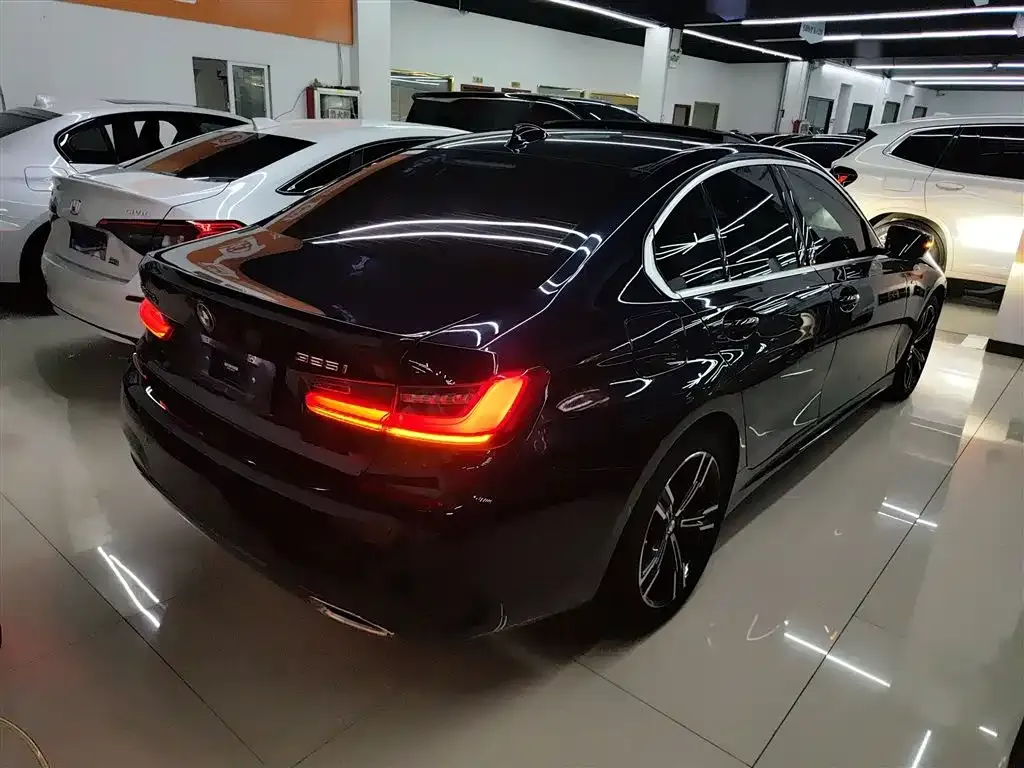 BMW 3 Series 2021 из CN, фото 7