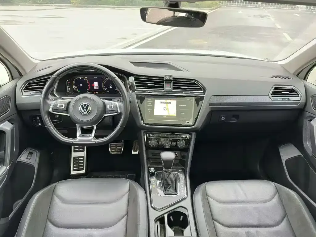 Volkswagen Tiguan L 2021 из CN, фото 5