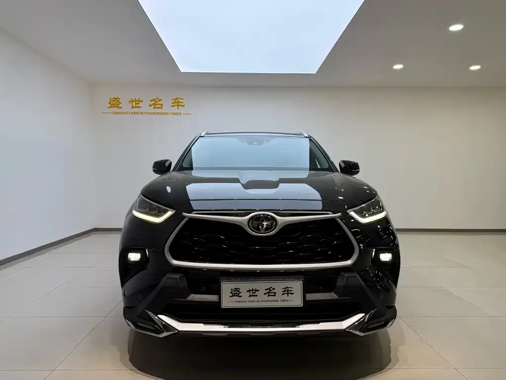 Toyota Highlander 2023 из CN, фото 2