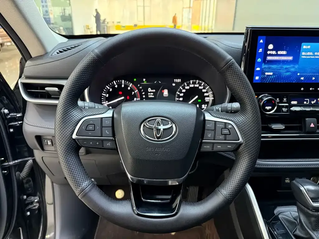 Toyota Highlander 2023 из CN, фото 8