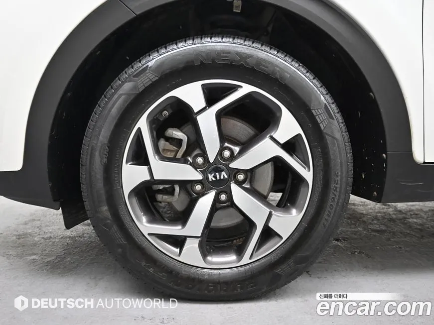Kia Sportage — фото 5
