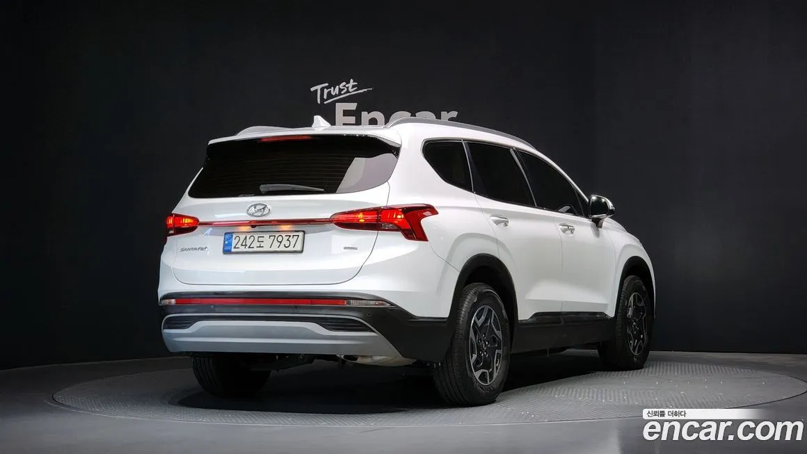 Hyundai Santafe — фото 2
