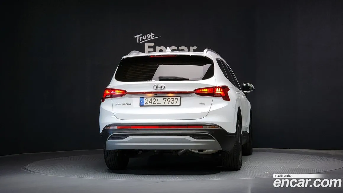 Hyundai Santafe — фото 4