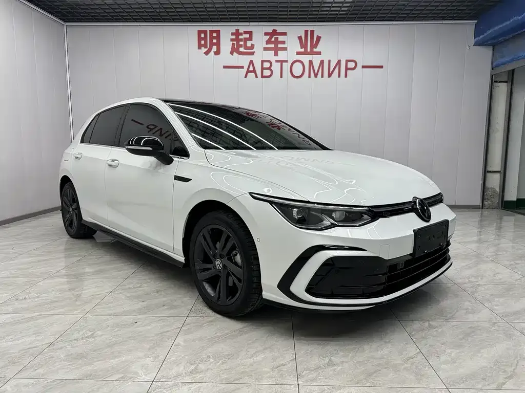 Volkswagen Golf 2022 из CN, фото 2
