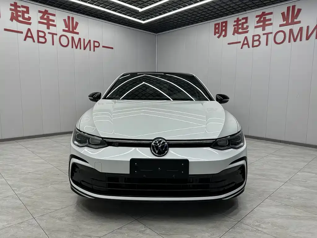 Volkswagen Golf 2022 из CN, фото 3
