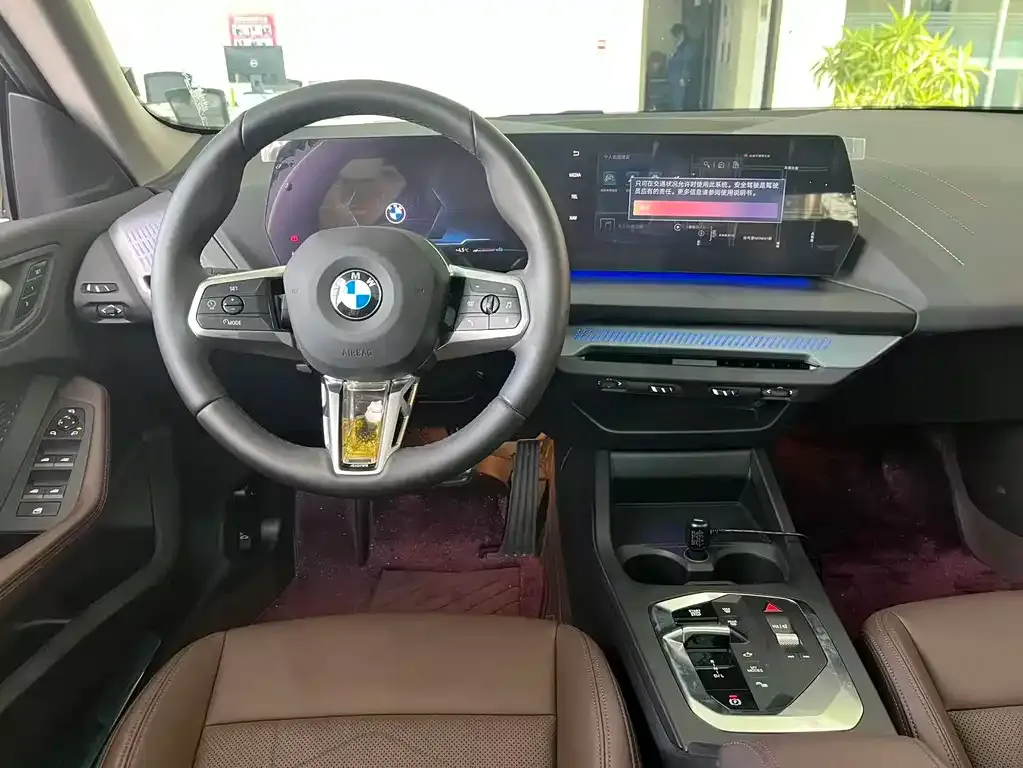 BMW 2 Series 2025 из CN, фото 5