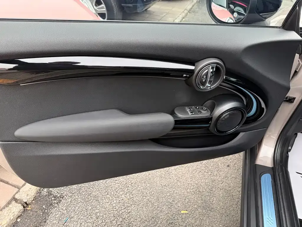 MINI Cooper (3-door) 2022 из CN, фото 10
