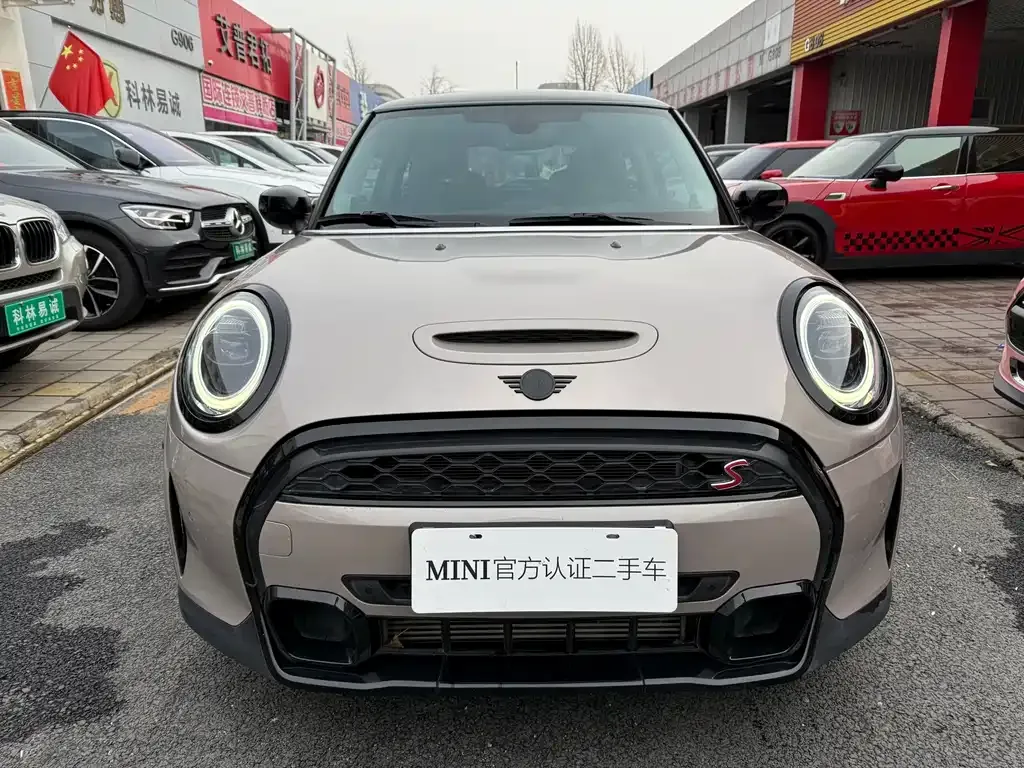 MINI Cooper (3-door) 2022 из CN, фото 2