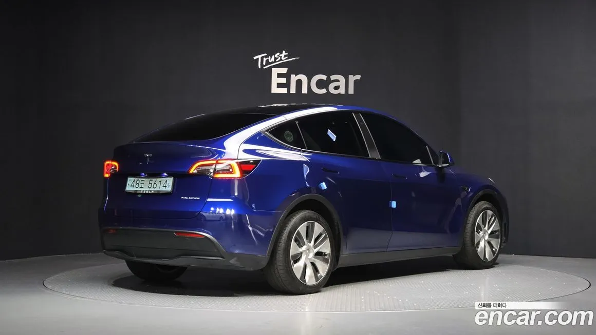 Tesla Model Y 2022 из KR, фото 2