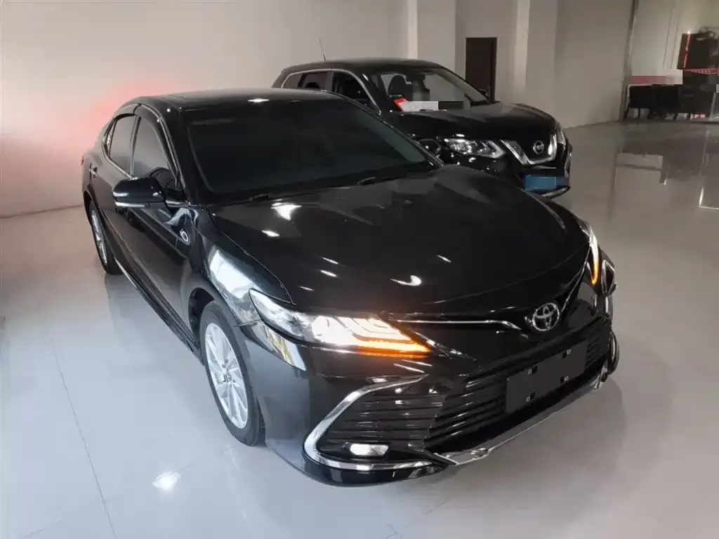 Toyota Camry 2023 из CN, фото 4