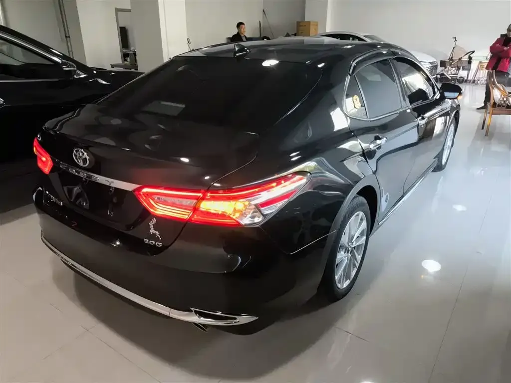 Toyota Camry 2023 из CN, фото 7