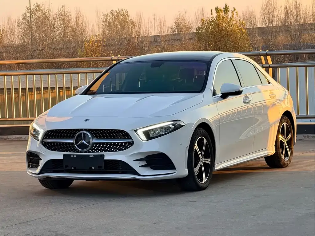 Mercedes-Benz A-Class — фото 1