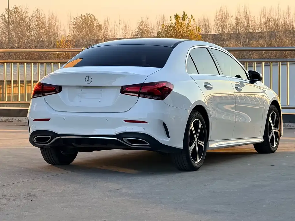 Mercedes-Benz A-Class — фото 6