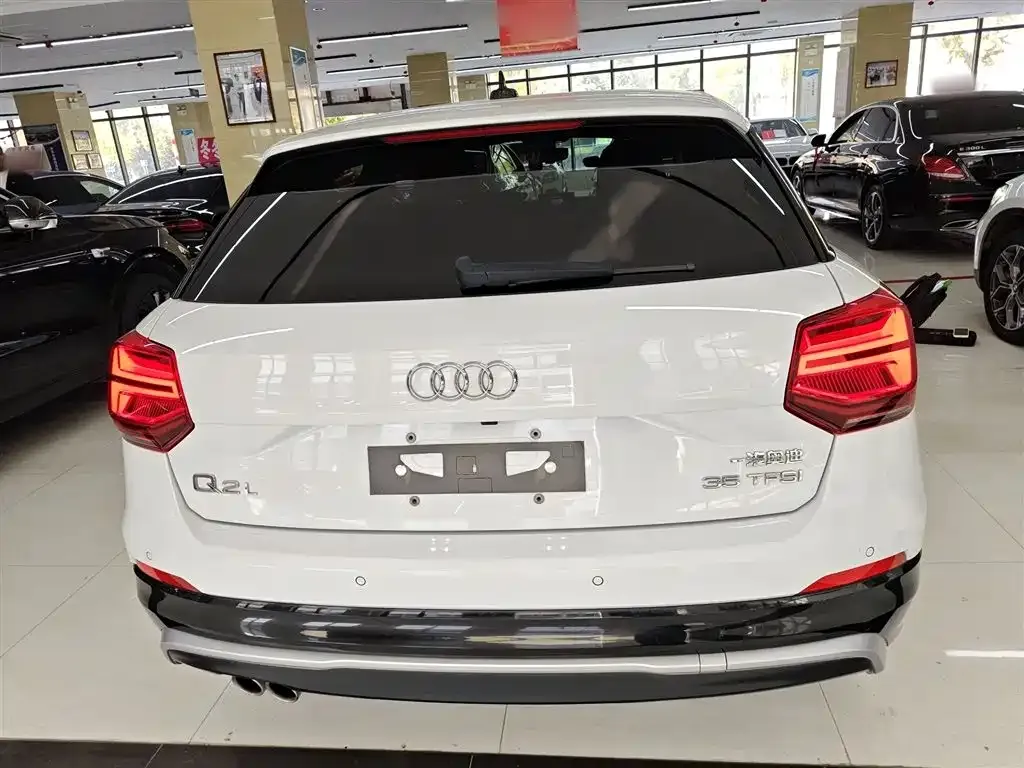 Audi Q2L 2021 из CN, фото 6