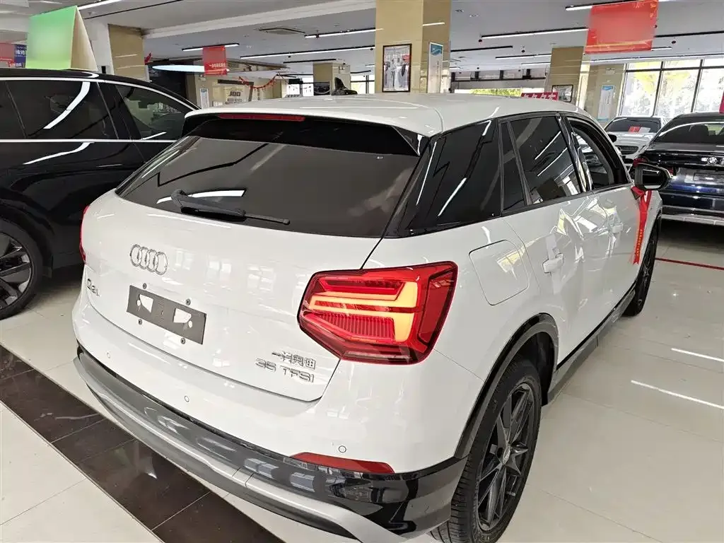 Audi Q2L 2021 из CN, фото 7