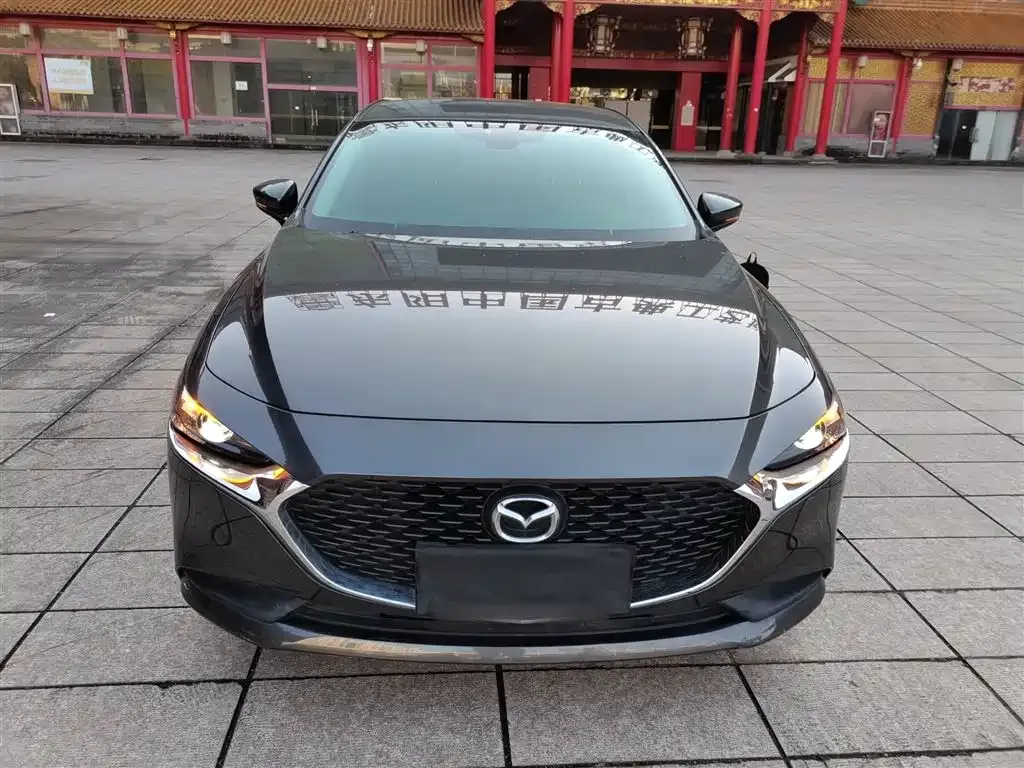 Mazda 3 Axela 2022 из CN, фото 3