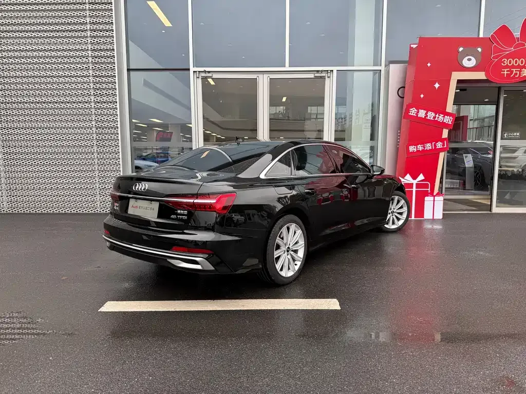 Audi A6L 2024 из CN, фото 4